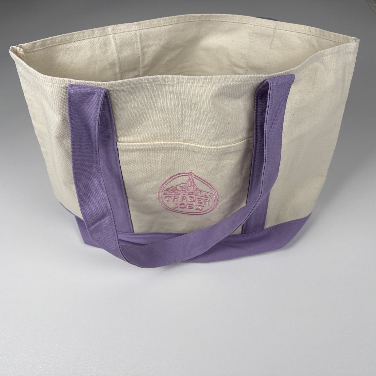 Trader Joe’s NWT Large Spring 2026 Lavender Tote Bag
