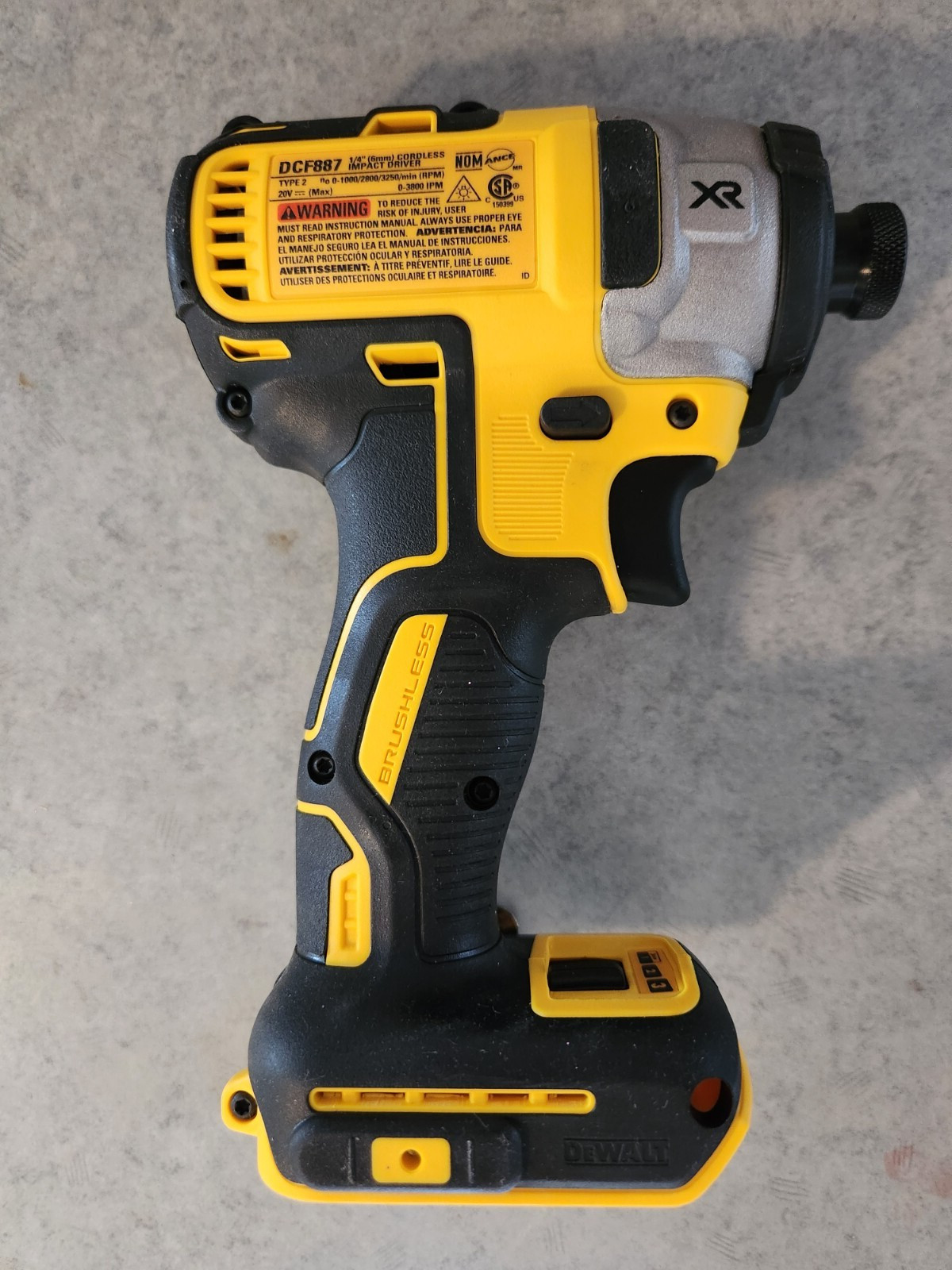 New DeWalt 20 Volt 20v Max XR Brushless Cordless 1/4″ Impact Driver DCF887