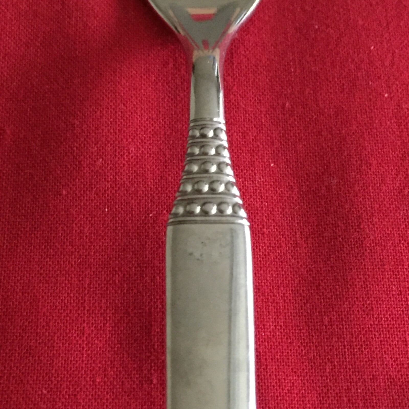 Wilkens Unknown Beaded Bands Slender Handle Salad Fork 7 1/8″ Stainless Steel