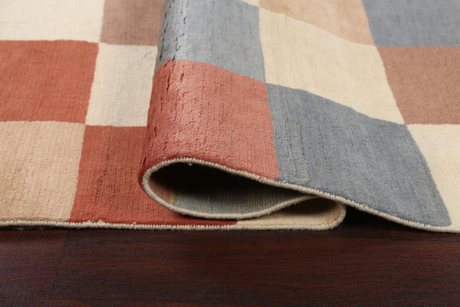 Checkered Oriental Area Rug 4×6 Hand-knotted Wool Modern Style for Any Room