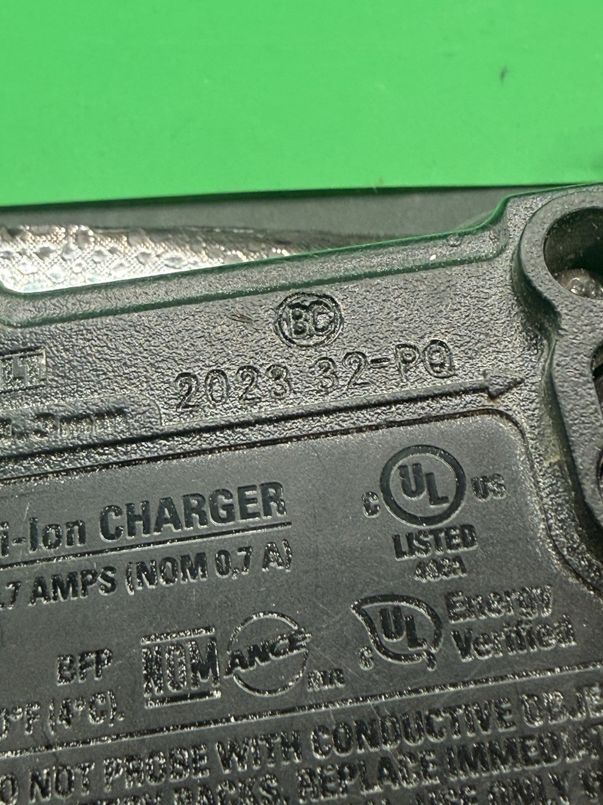 Genuine Dewalt DCB112 12V-20V Li-Ion Battery Charger DCB101 DCB105 DCB107 Tested