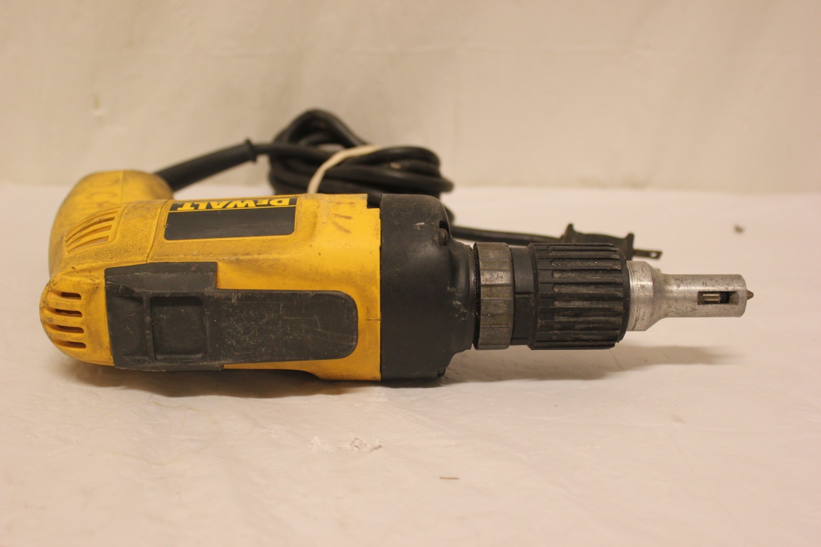 DEWALT DW250 Drywall Screwdriver Corded Electric 120V 4000 RPM Yellow/Black C2