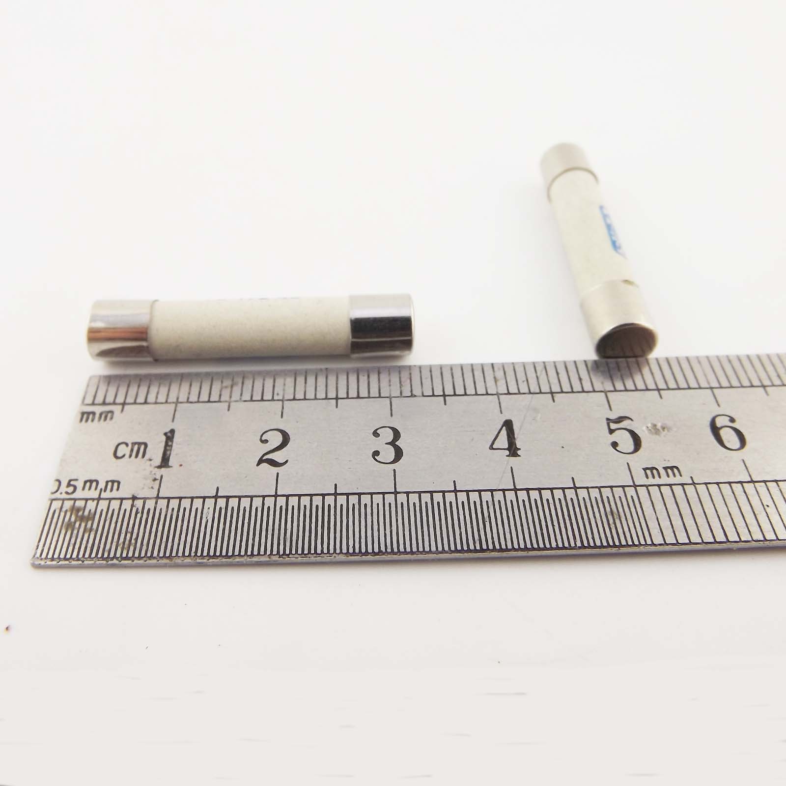 1pcs 1000V 1KV 6 x 32mm Very Fast Acting Ceramic Tube Fuse for FLUKE 15B 17B 18B