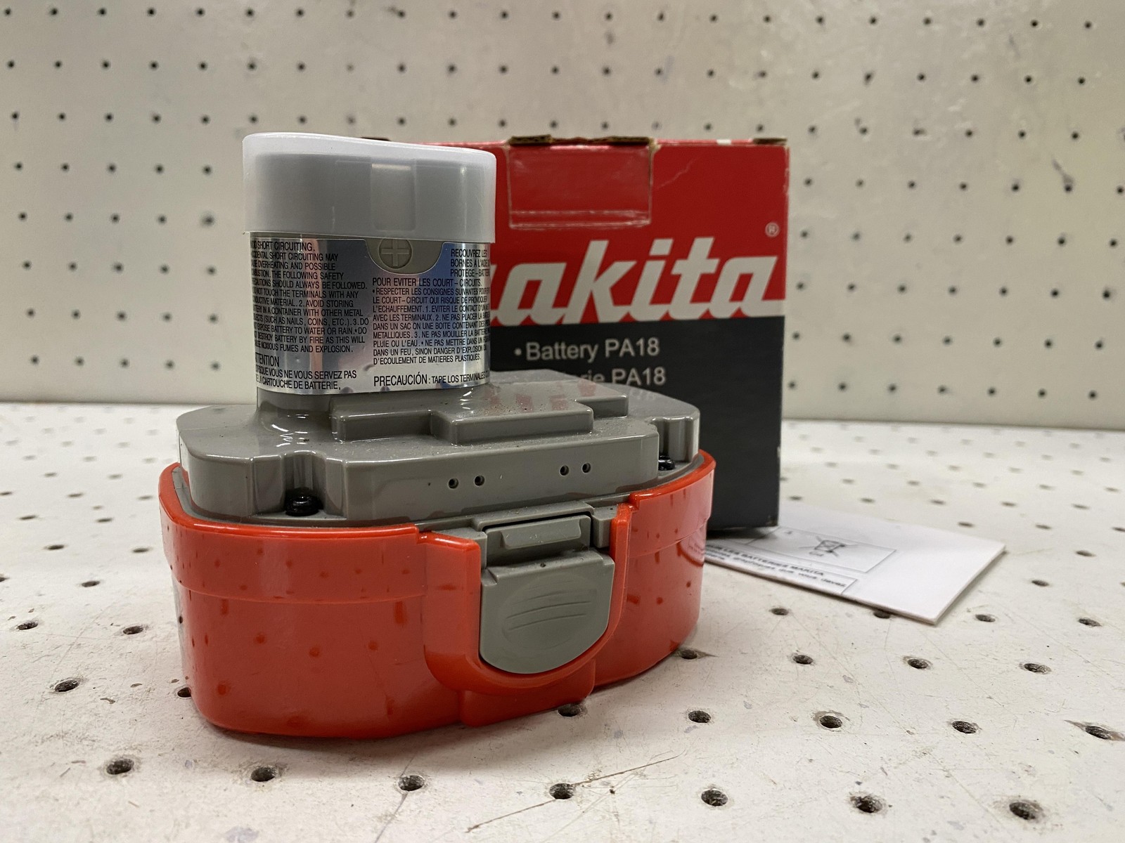 Makita PA18 18V 1.3Ah NiCd Battery Pack Red 1941073 Cordless Power Tool