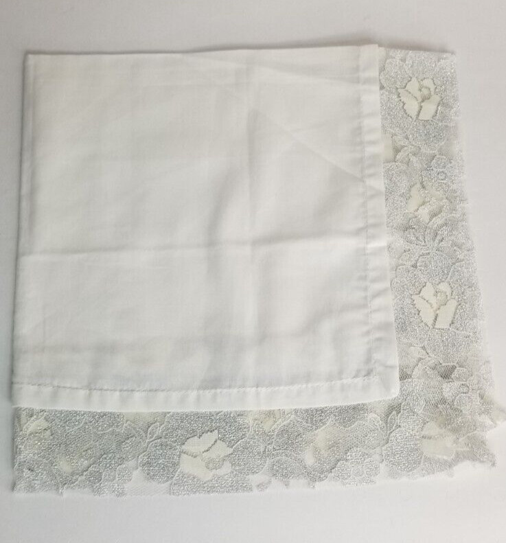 Pier 1 Napkins Silver Metallic Lace accent 20″ X 20″ Square Any Occasion 5 Set
