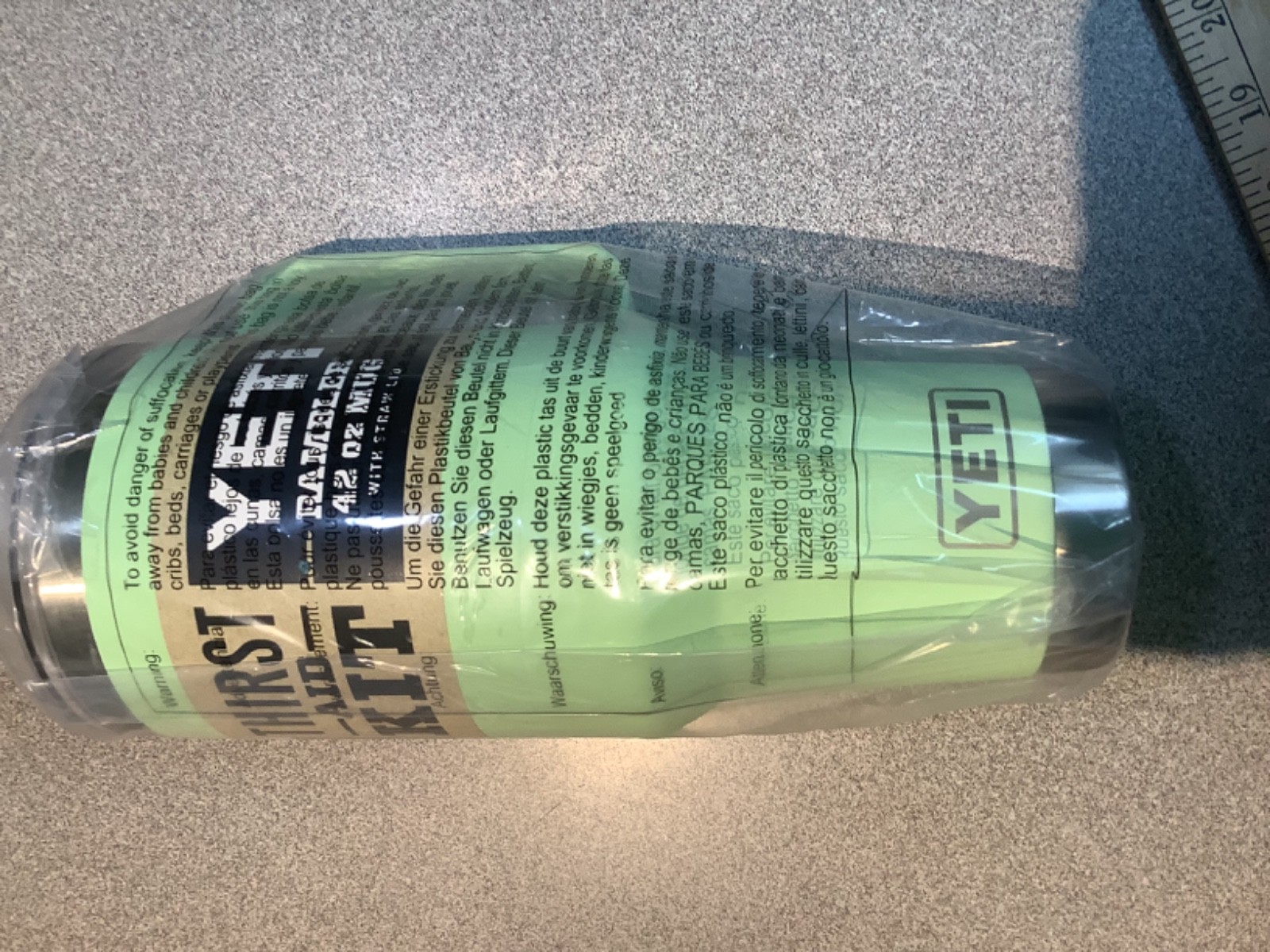 Yeti 42oz Key Lime Rambler Mug With Straw Lid New !