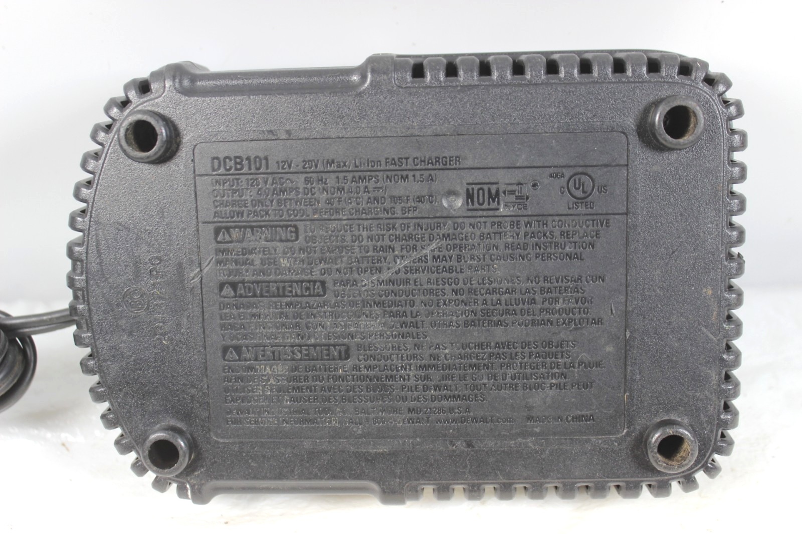 DEWALT DCB101 12-20v Max Lithium Ion Battery Fast Charger Only