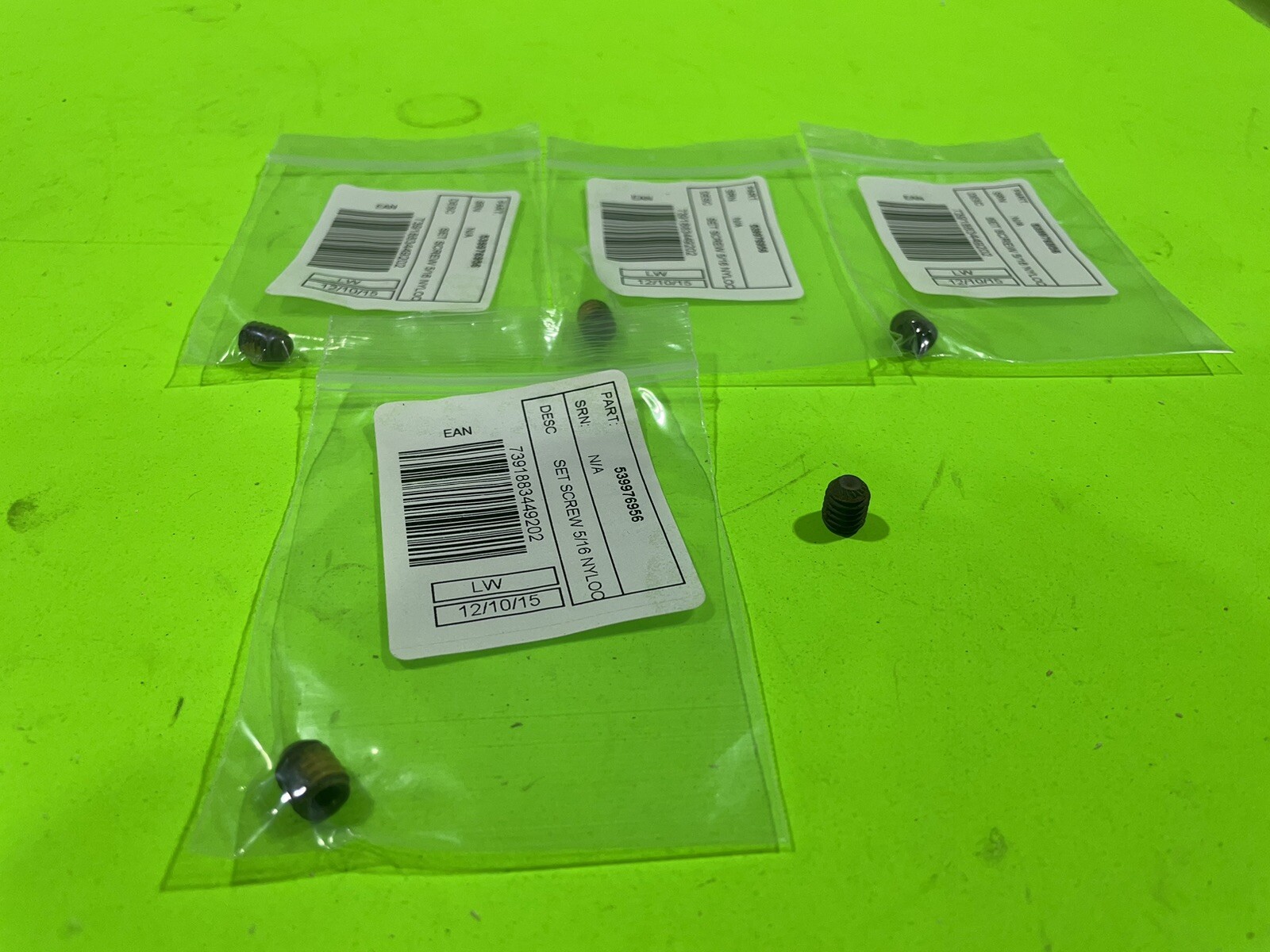 5 Pk Genuine OEM Husqvarna 539976956 Set Screw 5/16 NYLOC