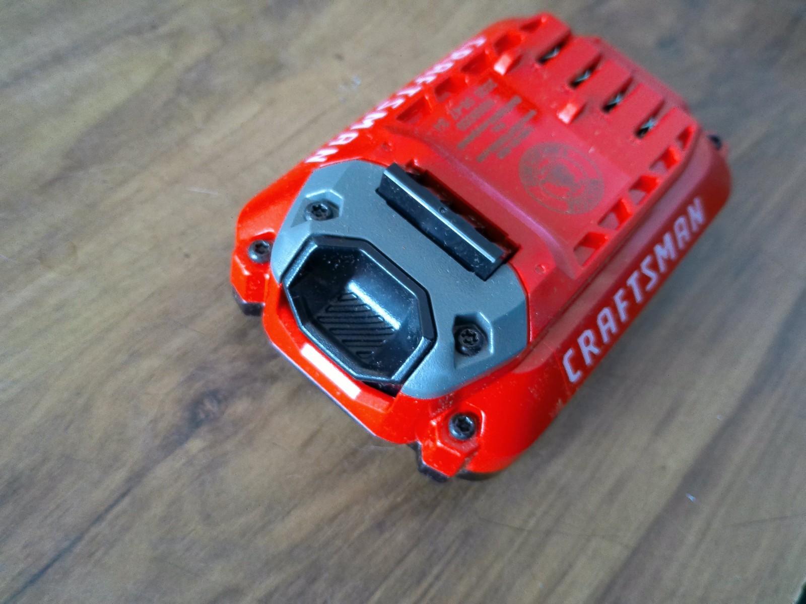 New Genuine Craftsman CMCB202 V20/20V 2.0ah Battery Free US Shipping