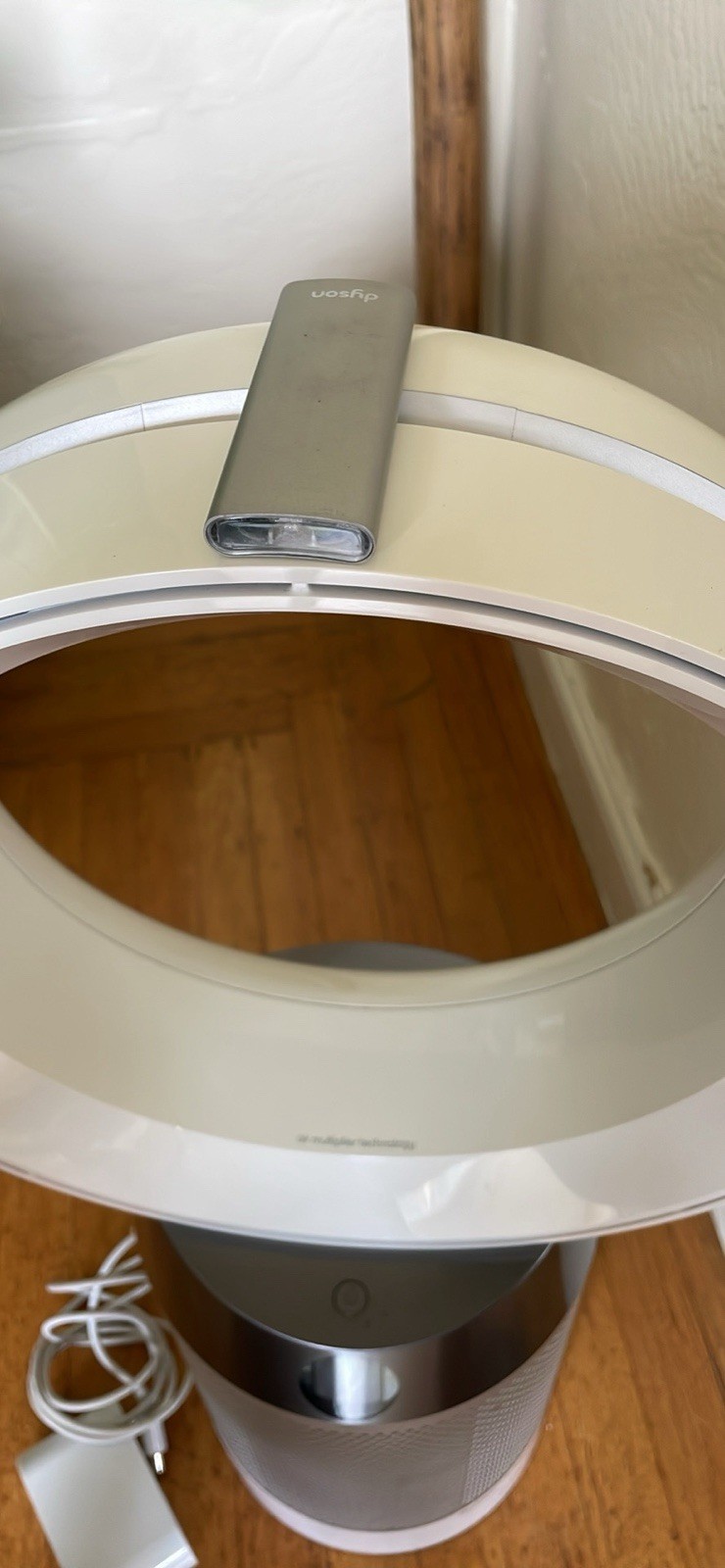 Dyson Pure Cool™ DP04 purifying fan (White/Silver)