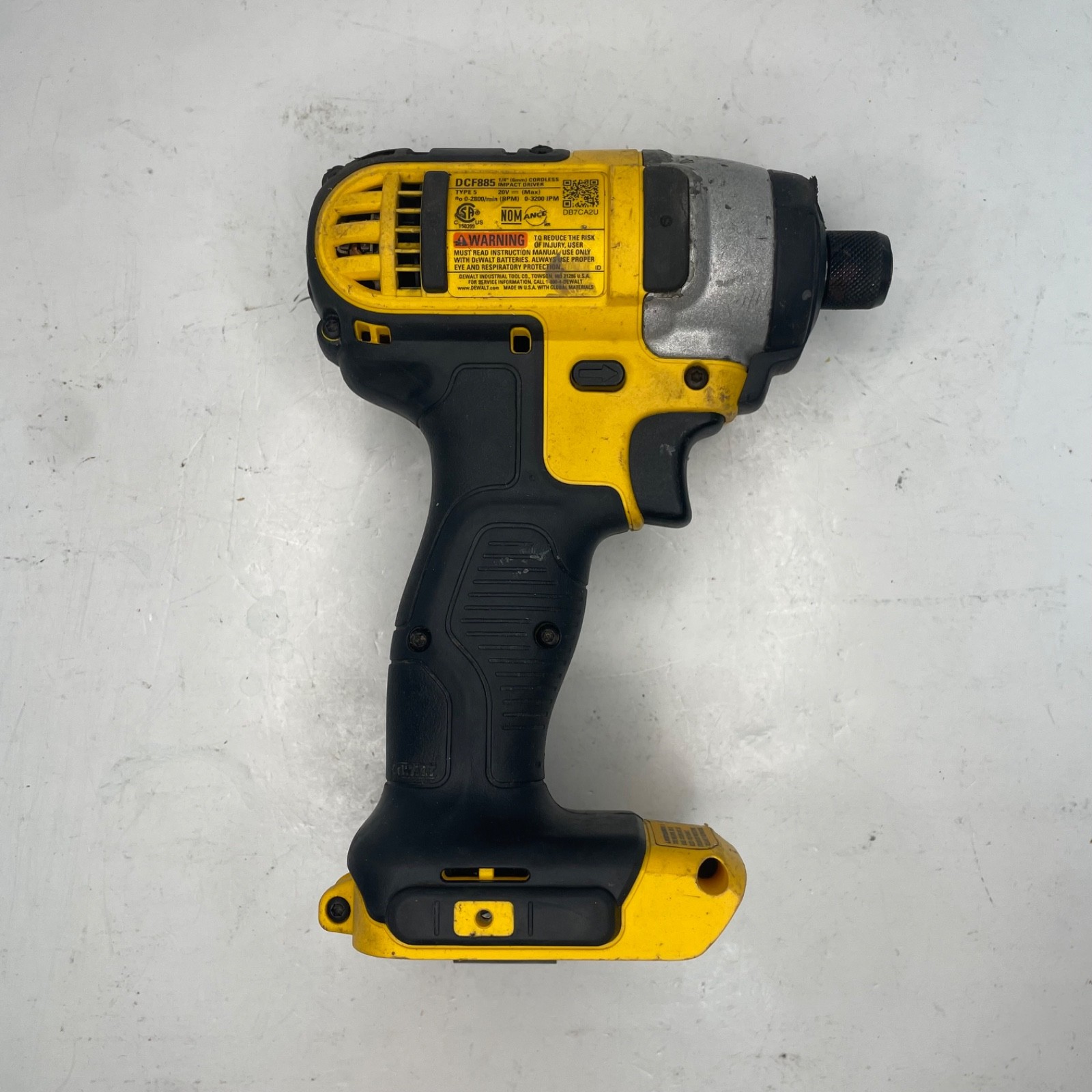 DeWalt DCF885 20V Impact Driver 1/4″ Brushed Tool Only w Belt Clip – Tested
