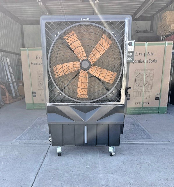 Evaporative Cooler 13500 CFM 30in 5 blade fan 1HP motor for 3000 sq ft.