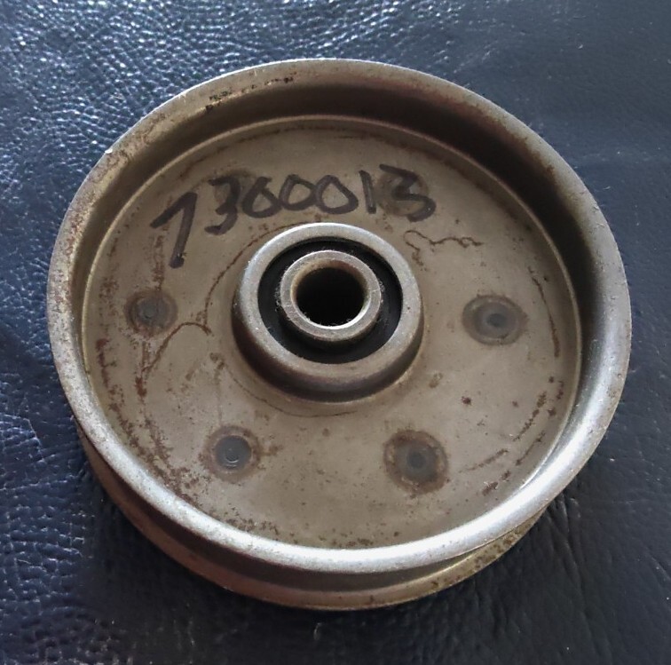Genuine Ariens Sno-Thro Idler, Flat 3.00 Part# 07300013