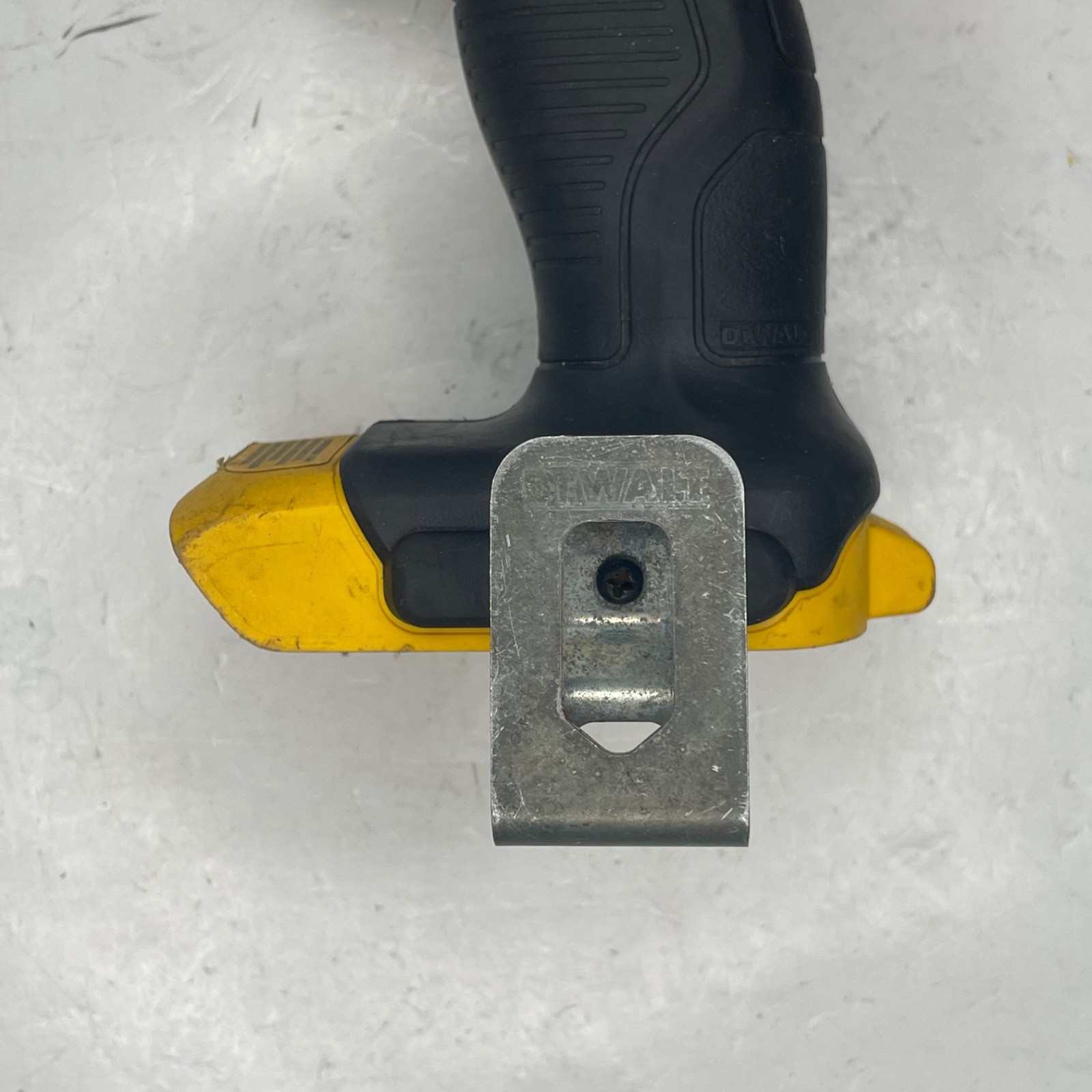 DeWalt DCF885 20V Impact Driver 1/4″ Brushed Tool Only w Belt Clip – Tested