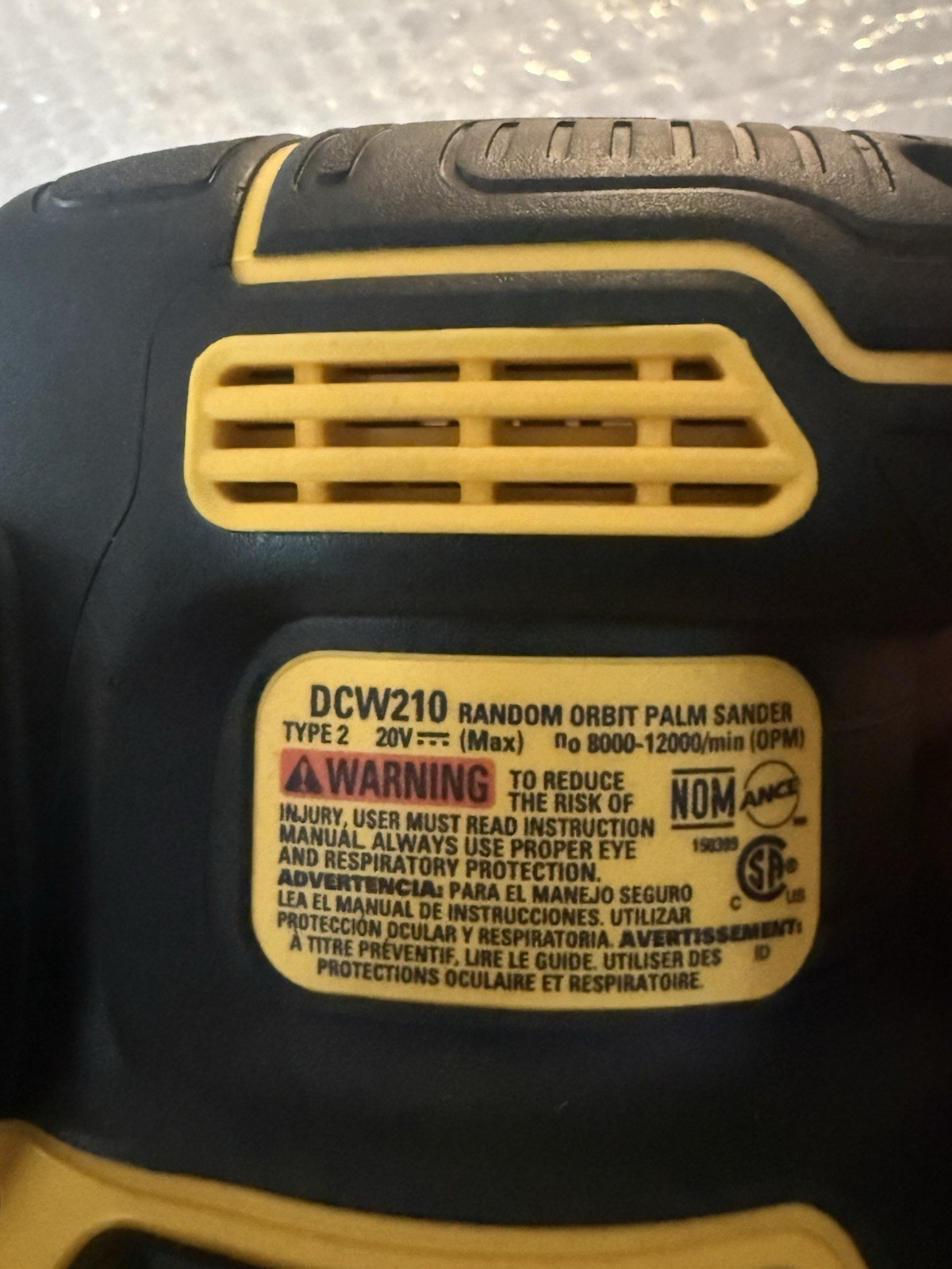 NEW DeWALT 20V MAX XR 5″ Cordless Random Orbital Sander DCW210B (Bare Tool)