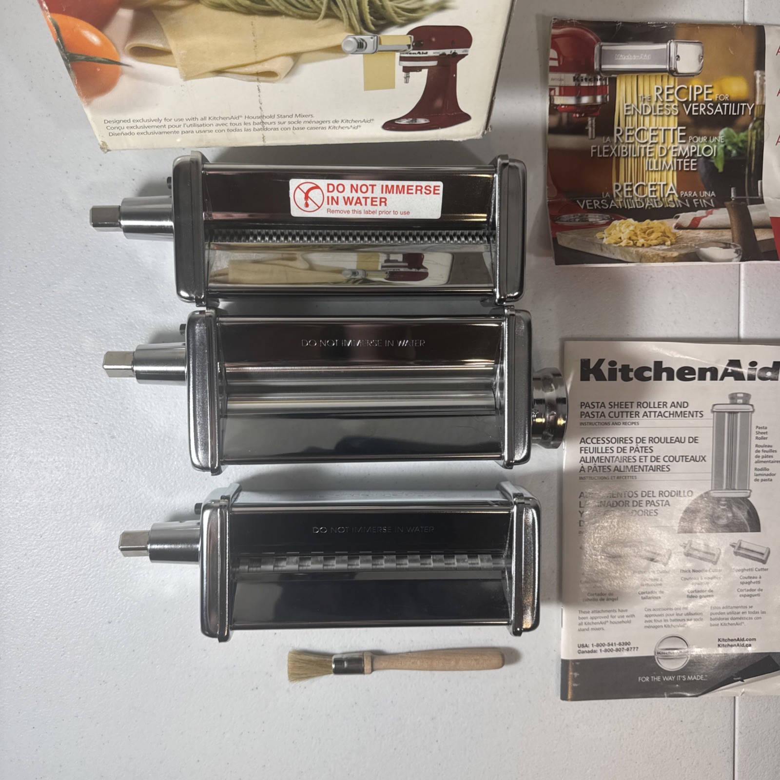 Kitchen Aid 3 Piece Pasta Roller & Cutter Made in Italy Read Description