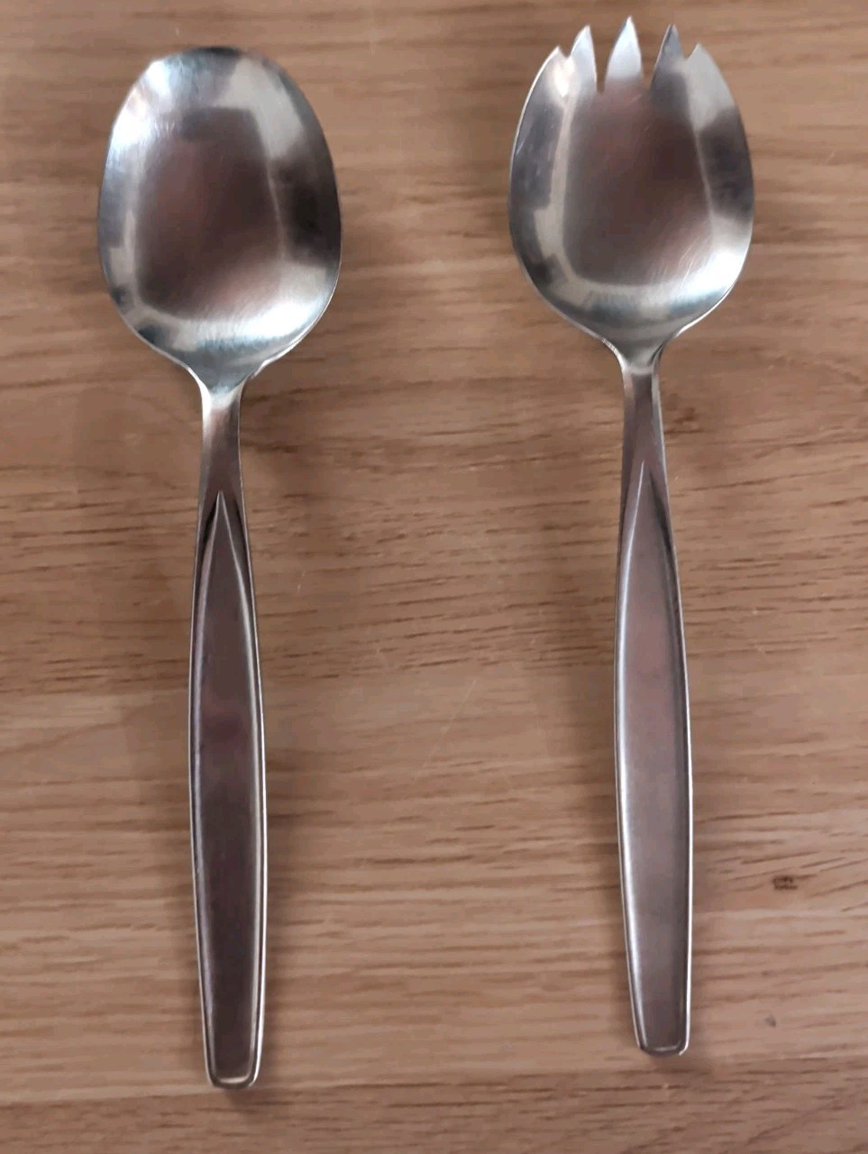Vintage NILS JOHAN Sweden Stainless Steel 8.5″ Salad Servers (Spoon And Fork)