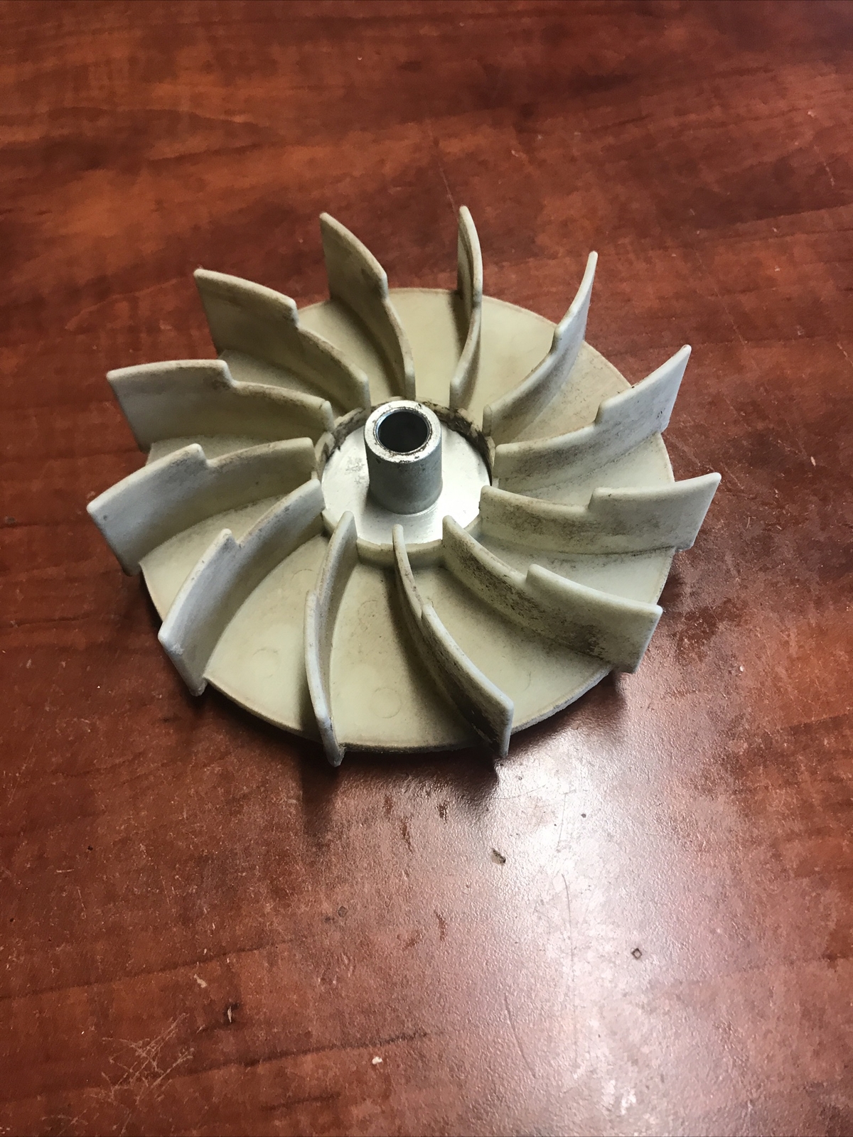 Used OEM Parts Blade Support Fan Assembly For Black&Decker MM2000 Lawnmower