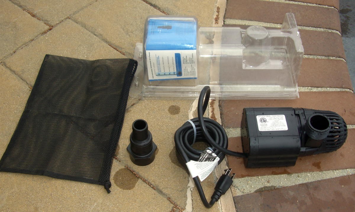 TotalPond – Intertek – 52321 – 2000 GPH Pond/Water Feature Pump, NEW – FREE SHIP
