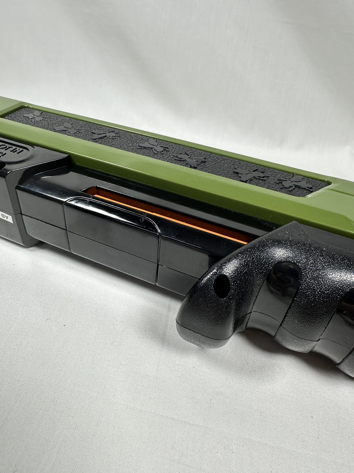 Bug-A-Salt Black Army Green Salt Gun Kills Flying Insect Bug Assault 2.5 Limited