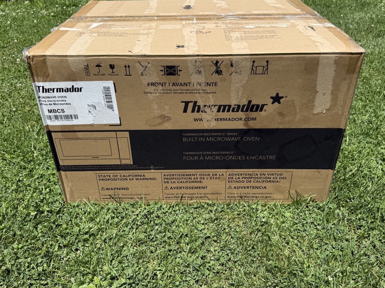 Thermador Masterpiece, Built-In Microwave, 24”, Door Hinge: Stainless MBCS