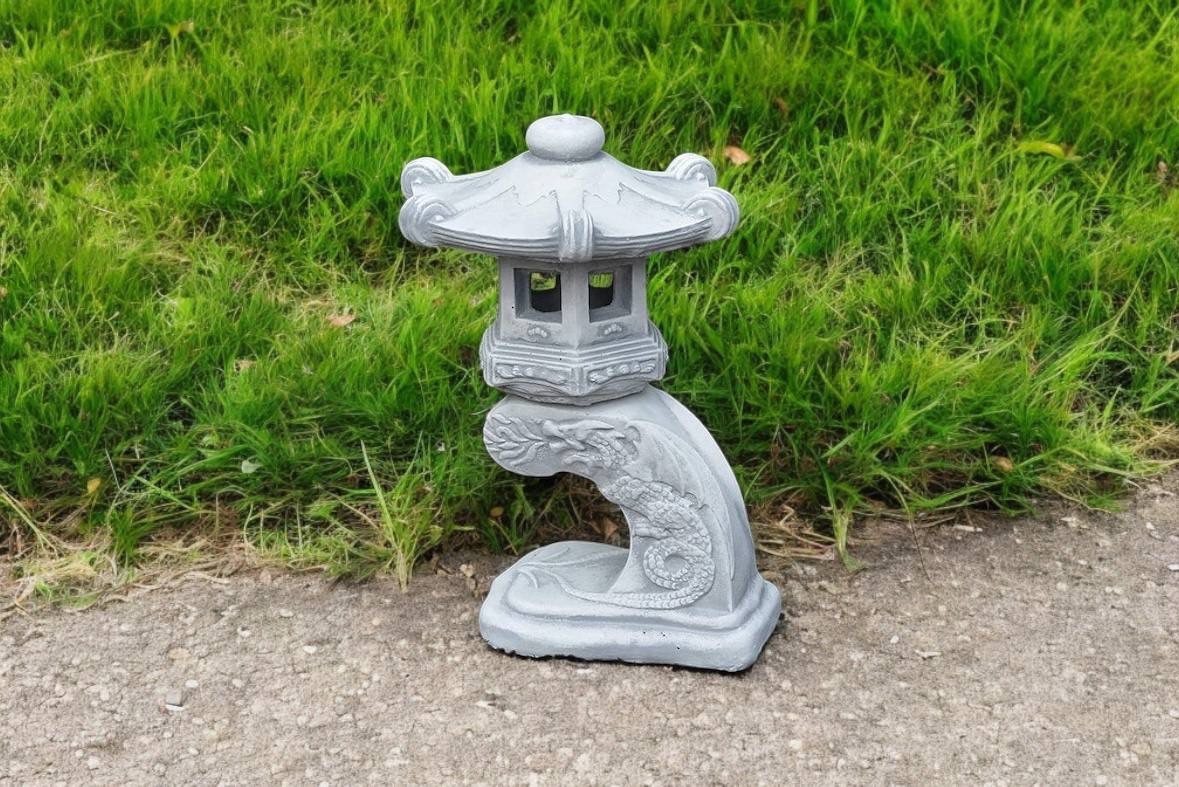 Concrete Japanese Lantern Garden Statue Outdoor Zen Decor Pagoda Sculpture