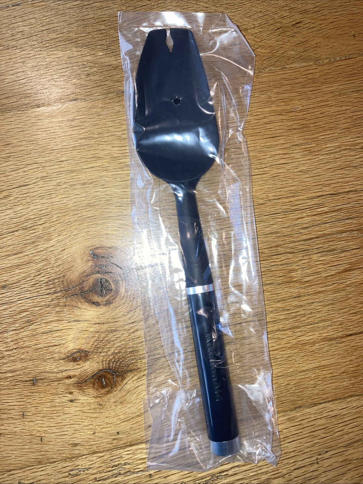Kitchenaid Silicone Spatula With Edge Cleaner Feature Black Color New