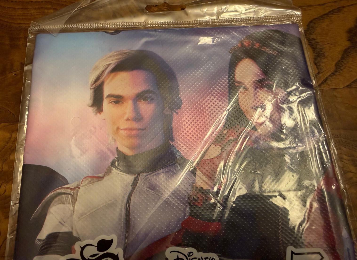 Disney Descendants 3 Rectangular Plastic Tablecover – 1 Pc – one size
