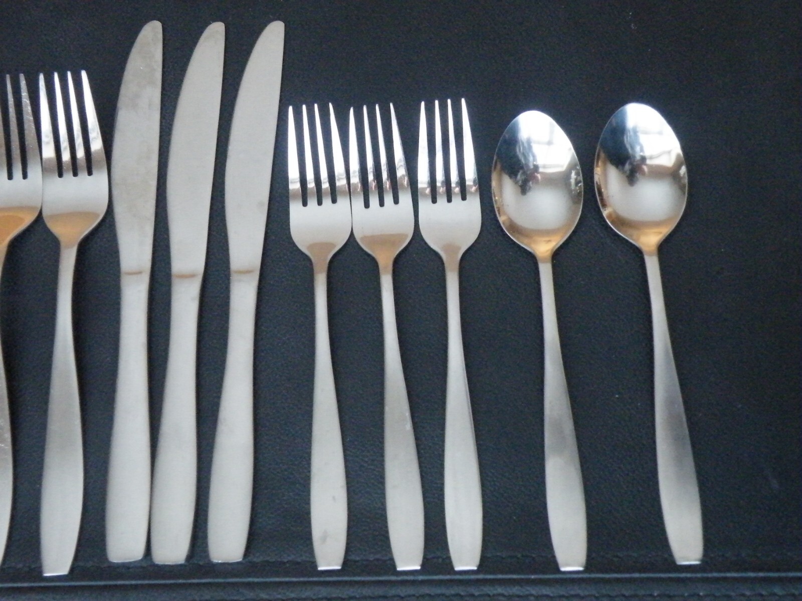 14 Piece Cambridge Satin Handles Shiny Ends – Tails Turn Upward FREE SHIP