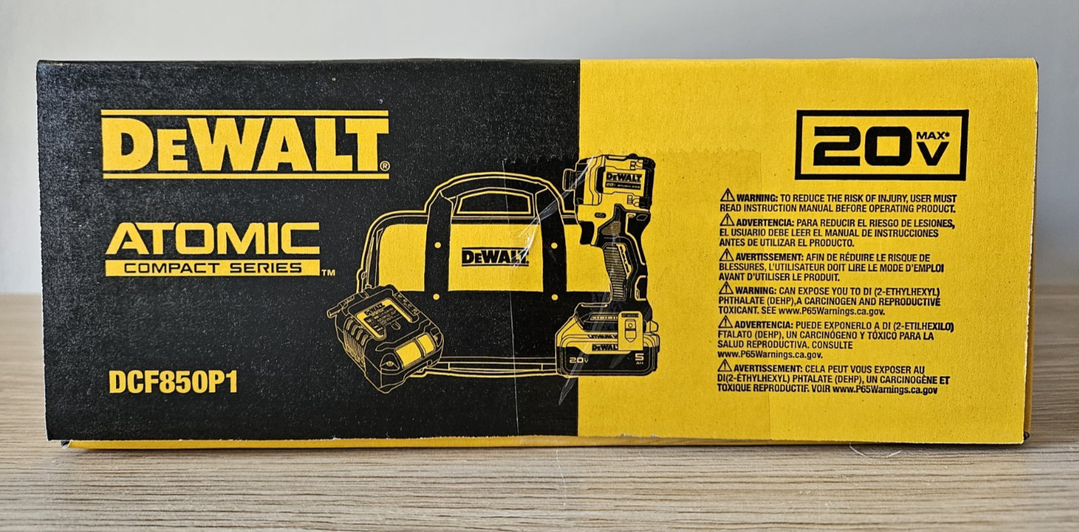 DEWALT ATOMIC 20V 1/4″ IMPACT DRIVER KIT W/ BAG, 5Ah BATTERY & CHARGER DCF850P1