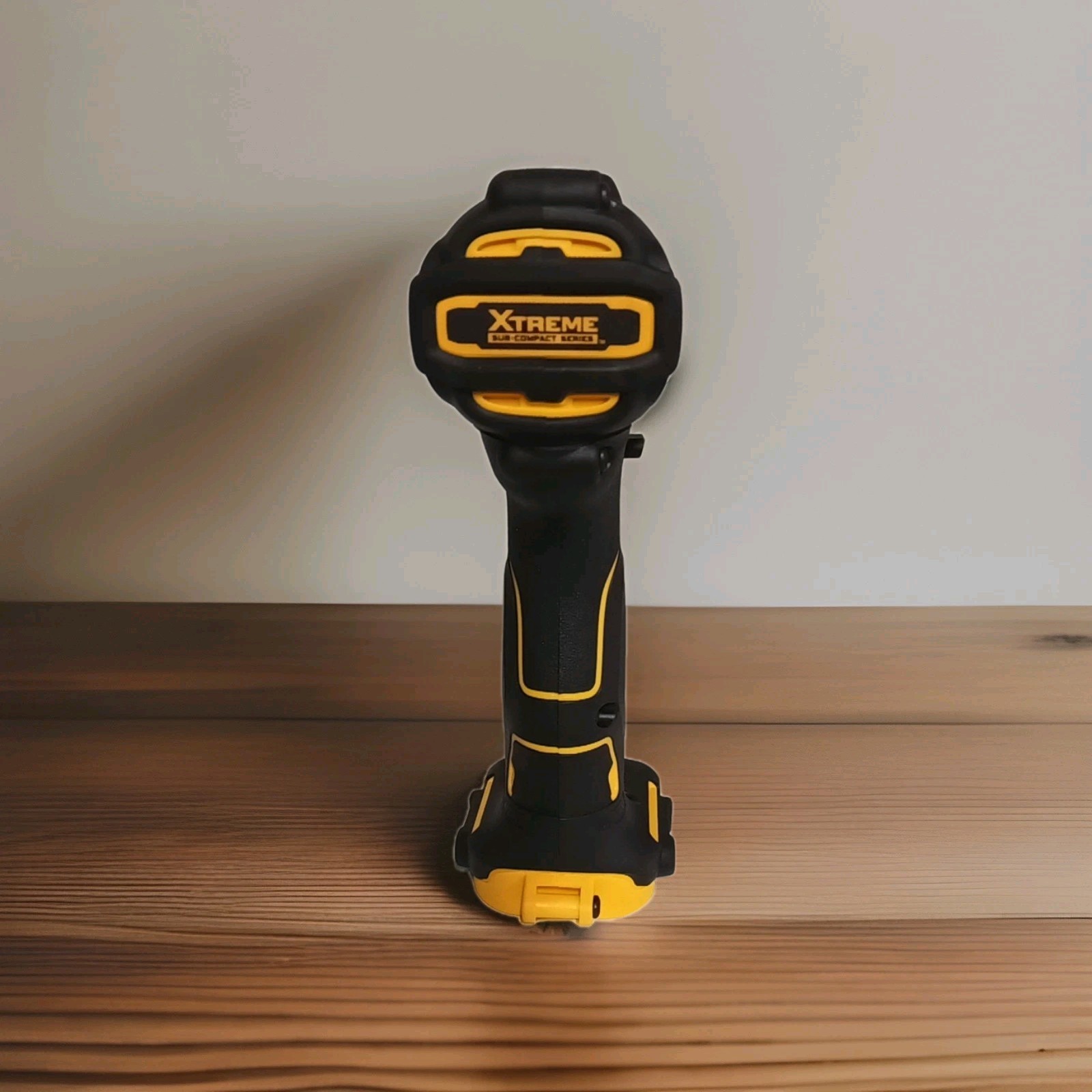 DeWALT DCF801B Xtreme 12V Max 1/4″ Impact Driver 12 Volt (Tool only) New !!!