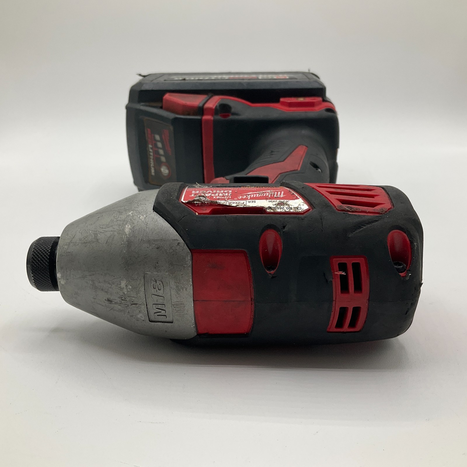 Milwaukee 2656-20 M18 Cordless 1/4″ Hex Impact Driver with XC6.0 Battery