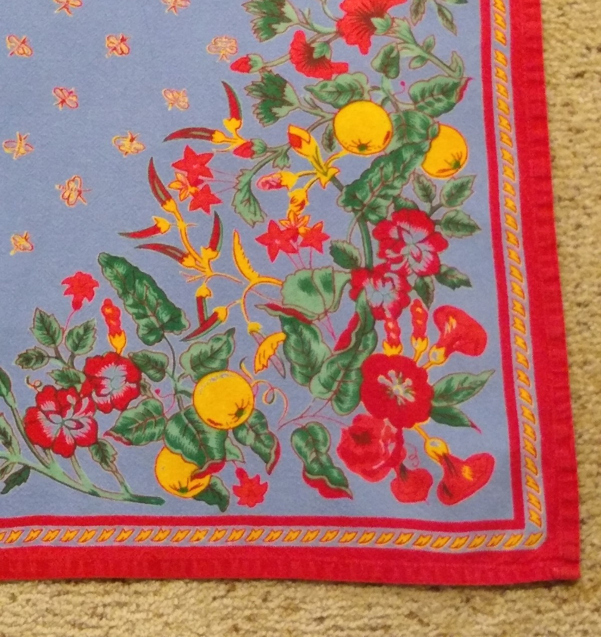 Vtg Williams Sonoma Provence Blue Red Floral Tablecloth Bees 70×102
