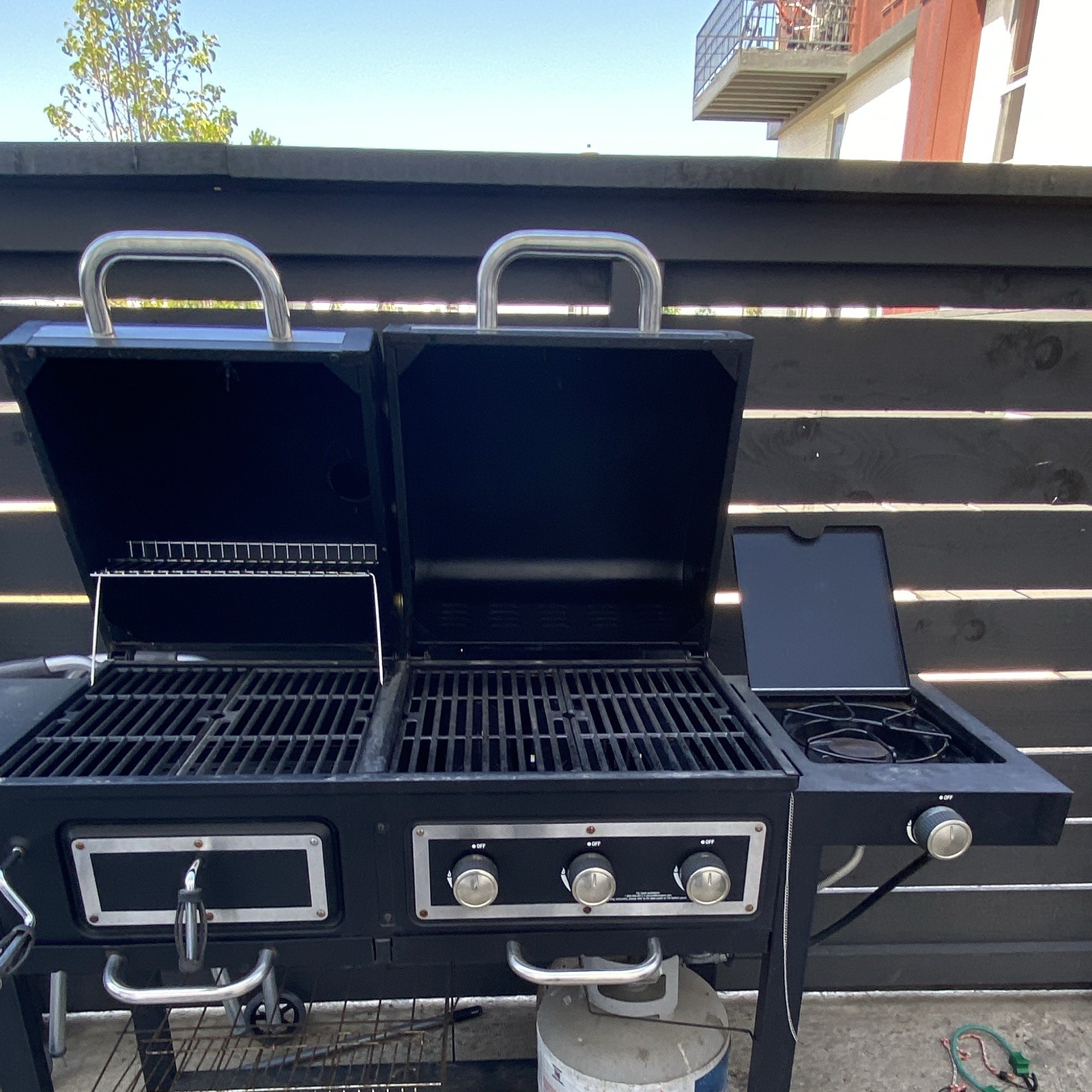 Nexgrill 3-Burner Propane Gas Grill w/ Side Burner Built-In Thermometer