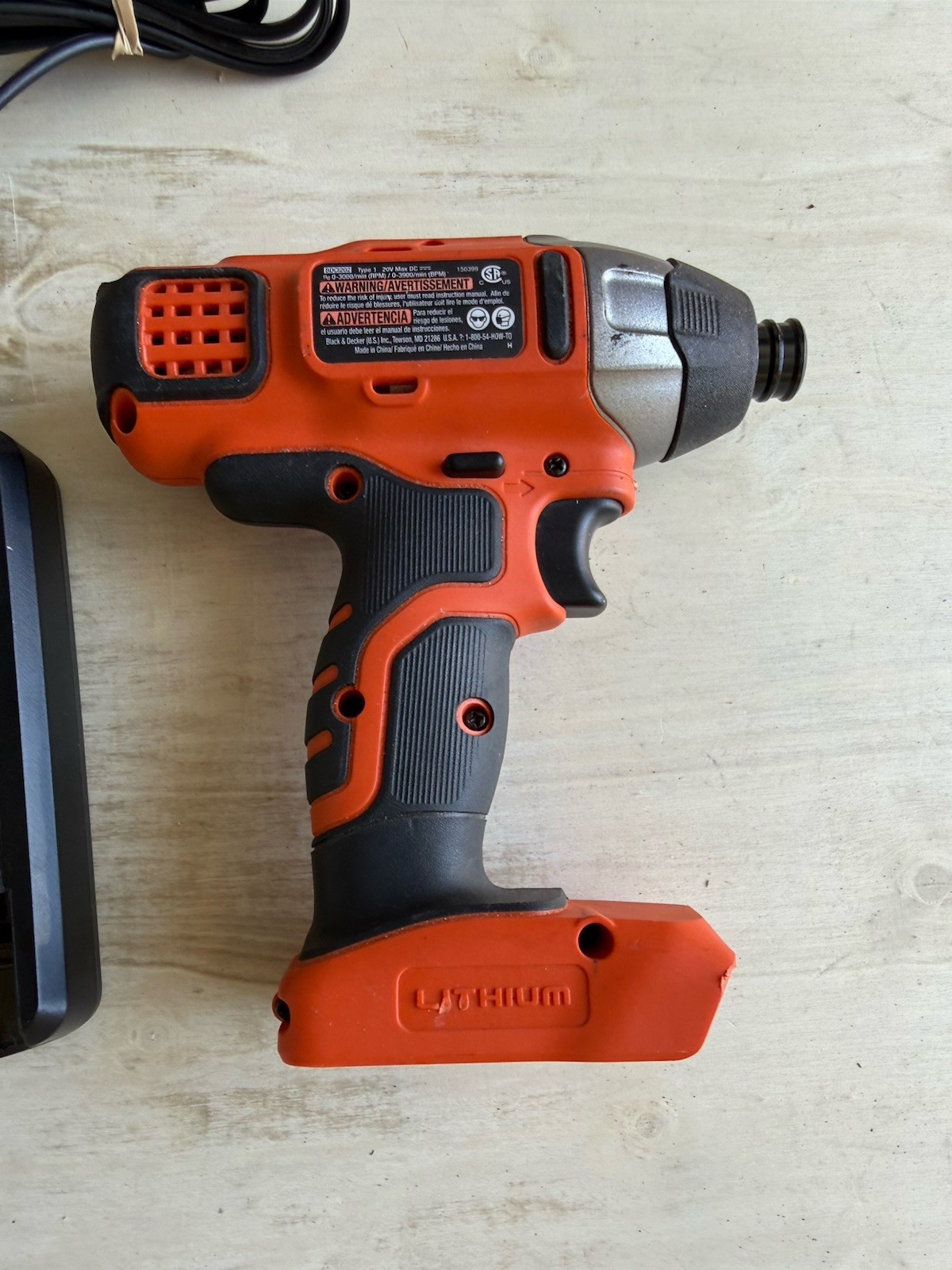 Black & Decker BDCI202 20V Max 1/4” Cordless Impact Driver With Charger