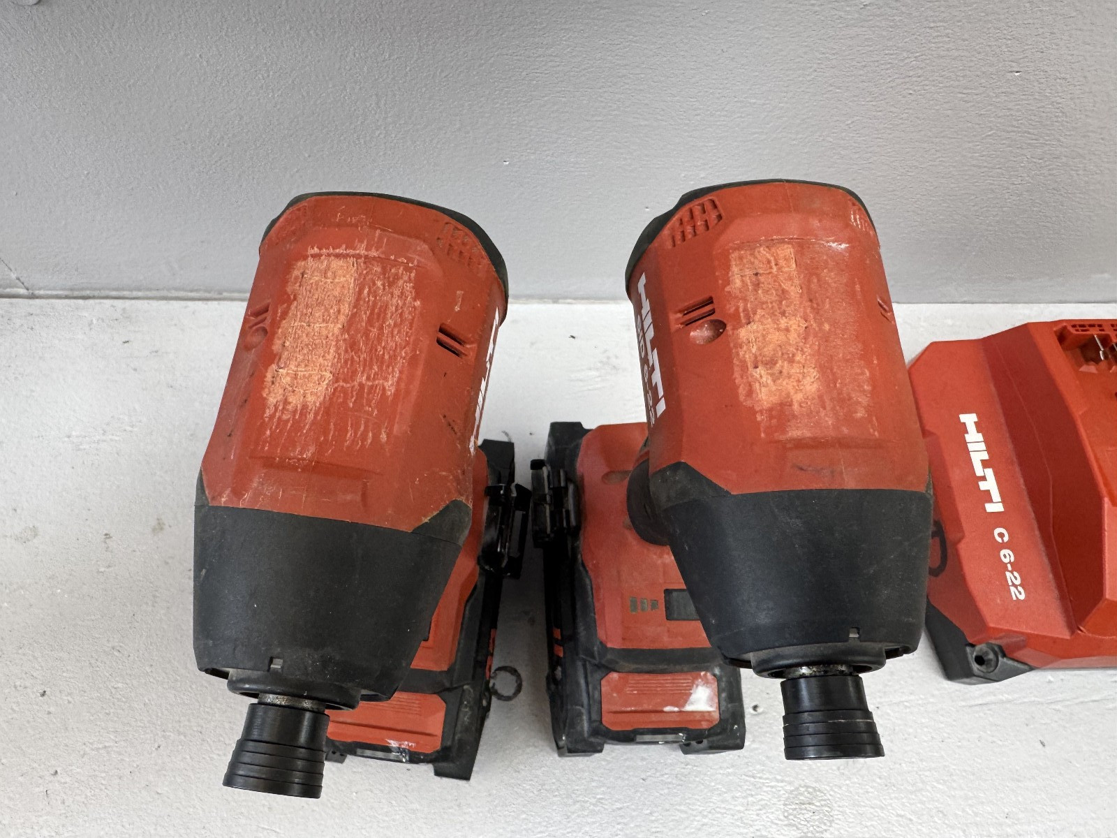 2 x Hilti SID 6-22 Impact Drivers w/ B 22-195 Batteries and Charger