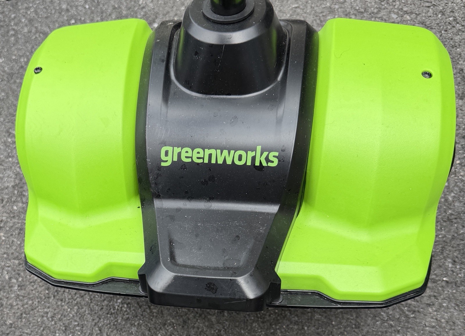 Greenworks POWERALL 48V (24V+24V) Battery Power Snow Shovel 12 in Green/Black