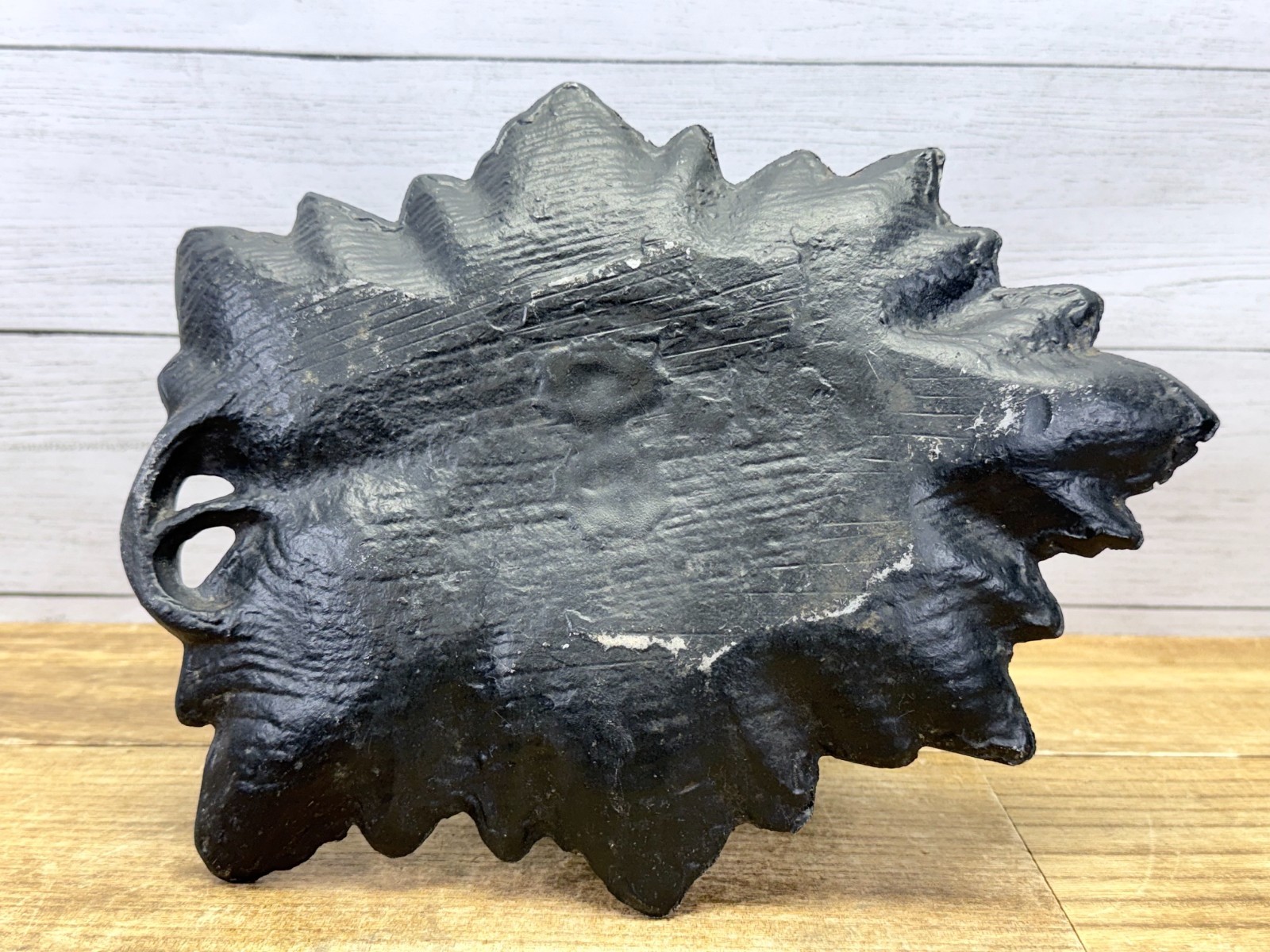 Vtg 7″ Cast Aluminum Squirrel Nutcracker Leaf Tray Nut Dish 1970s Fall Figure