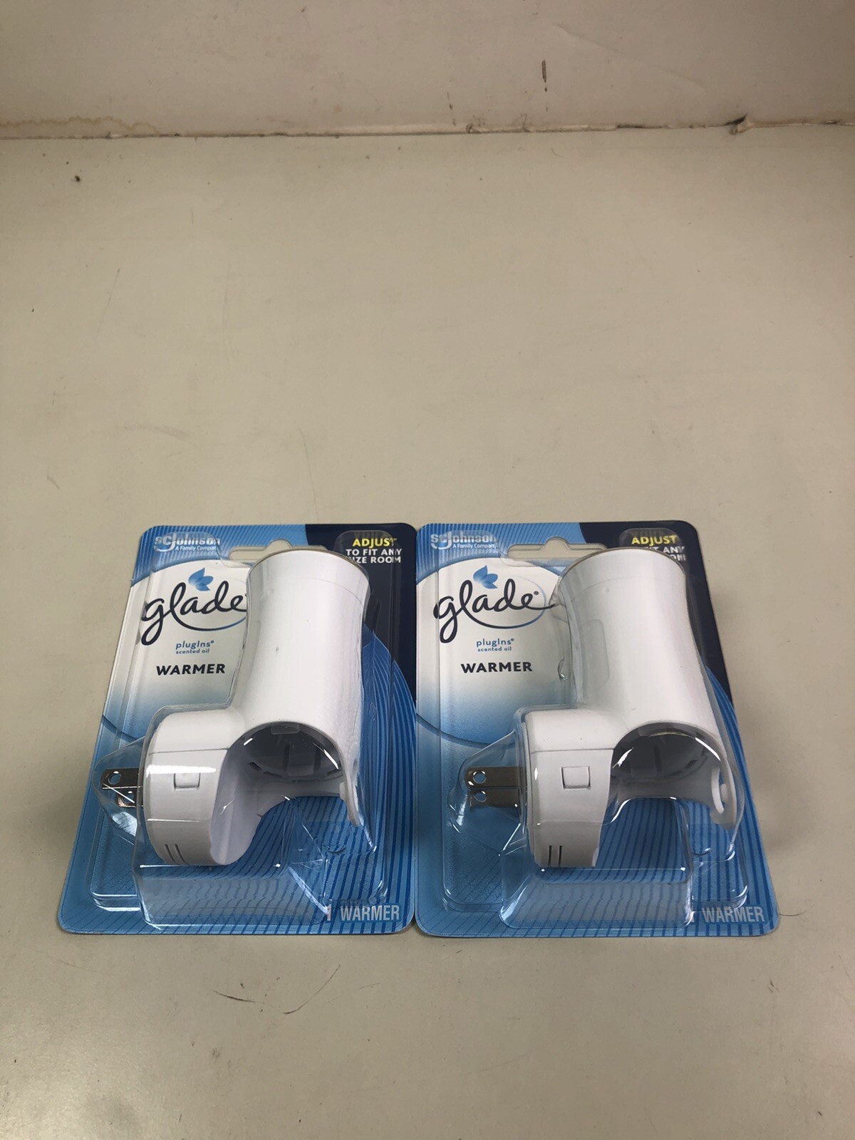 Glade Scented Oil Plugins Warmer Adjustable Any Size Room Air Freshener (2 Pack)