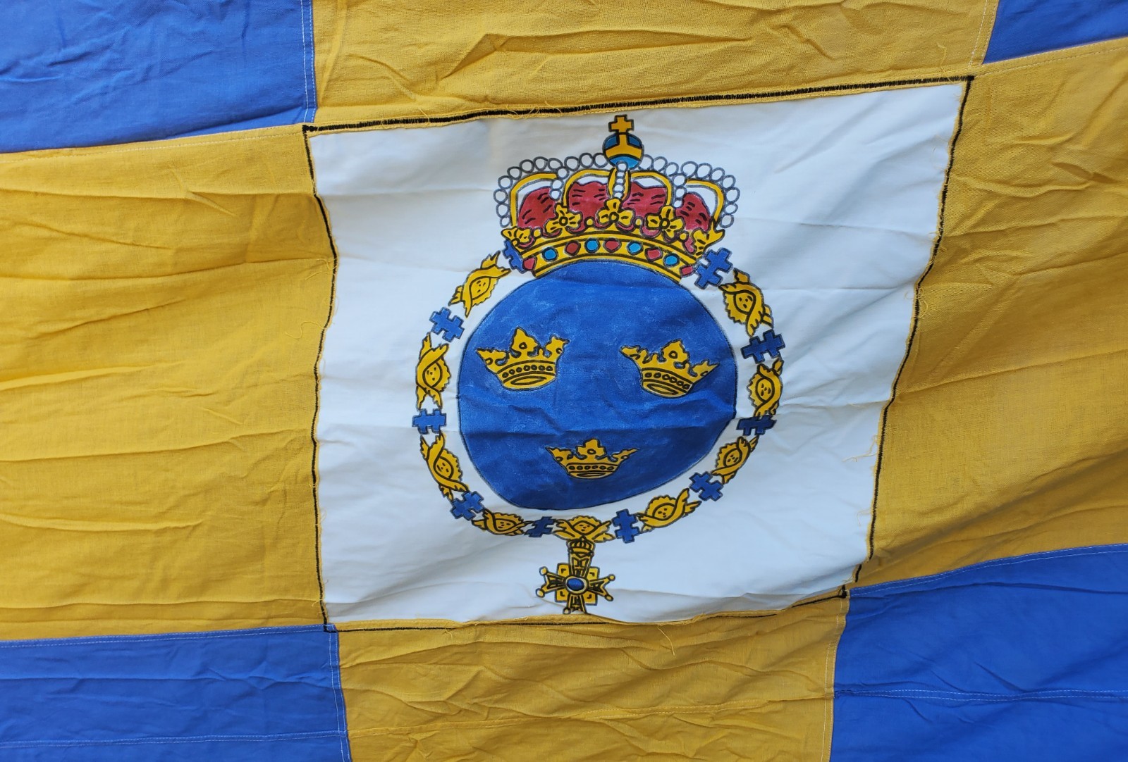 Sweden Swallow-tail Navy Flag 9′ x 16′ (108″ x 192″) (274cm x 488cm)