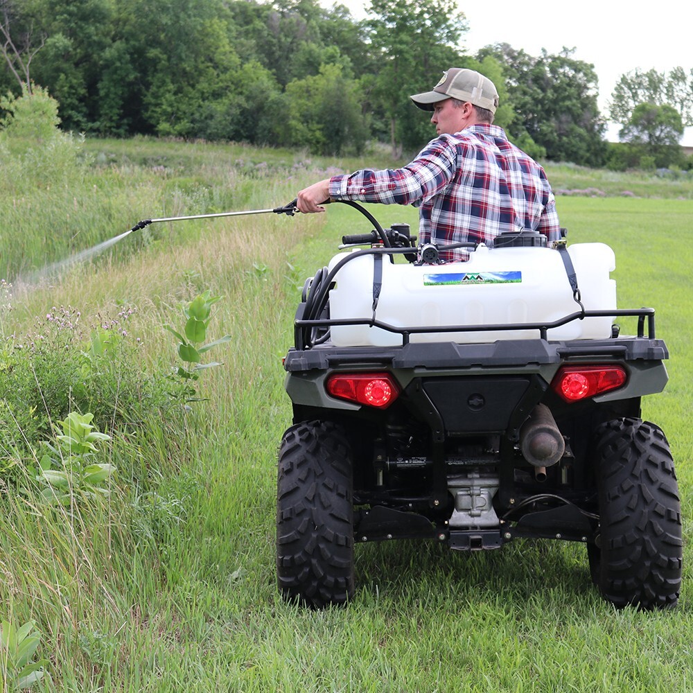 Master MFG 15 Gallon Spot Sprayer for ATV’s & UTV’S, 1.0 GPM, 40 PSI