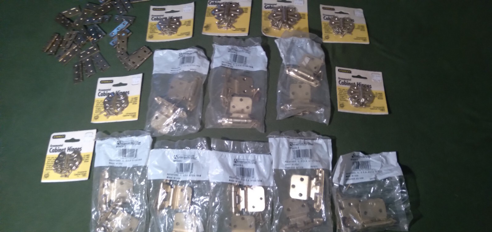 LOT OF Amerock Brass Self-Closing Cabinet Door Hinges PLUS GOLD STANLEY ALL NE)