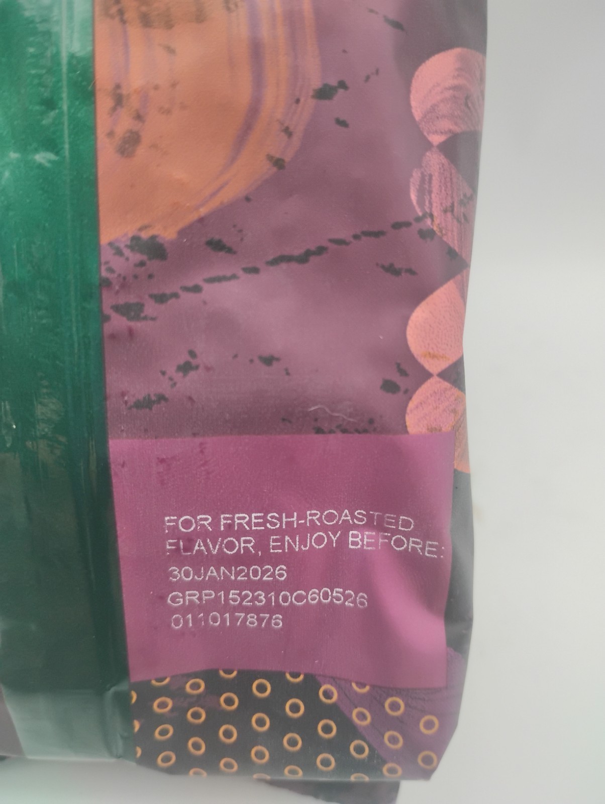 Starbucks Decaf Espresso Dark Roast Whole Bean Coffee 6-1lb / 16oz Bags