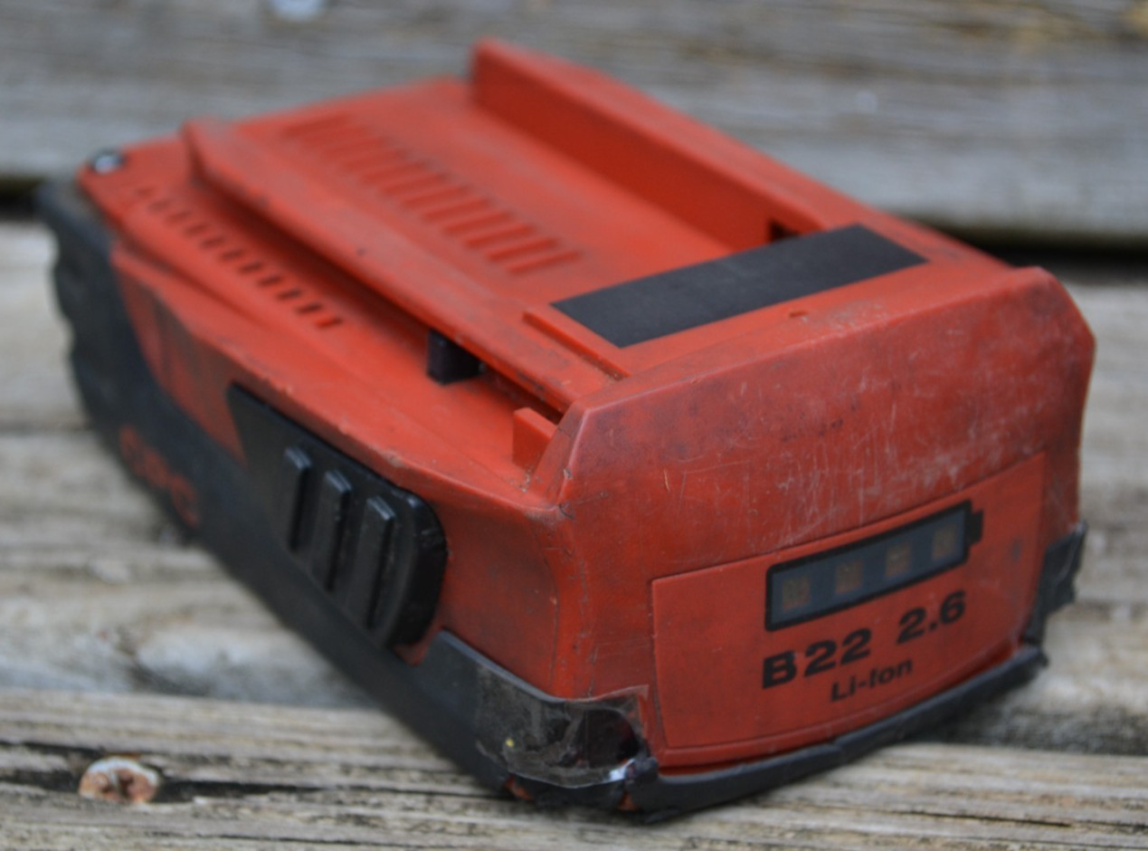Genuine Hilti B22 2.6 Lithium-Ion 21.6 Volt Li-Ion Battery Pack–Good Cond.