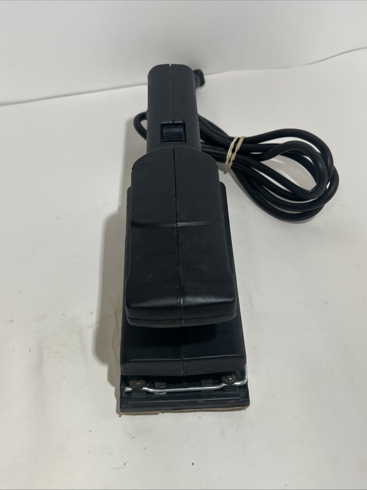 Black & Decker 7448 1/3 Sheet Finishing Sander – WORKS
