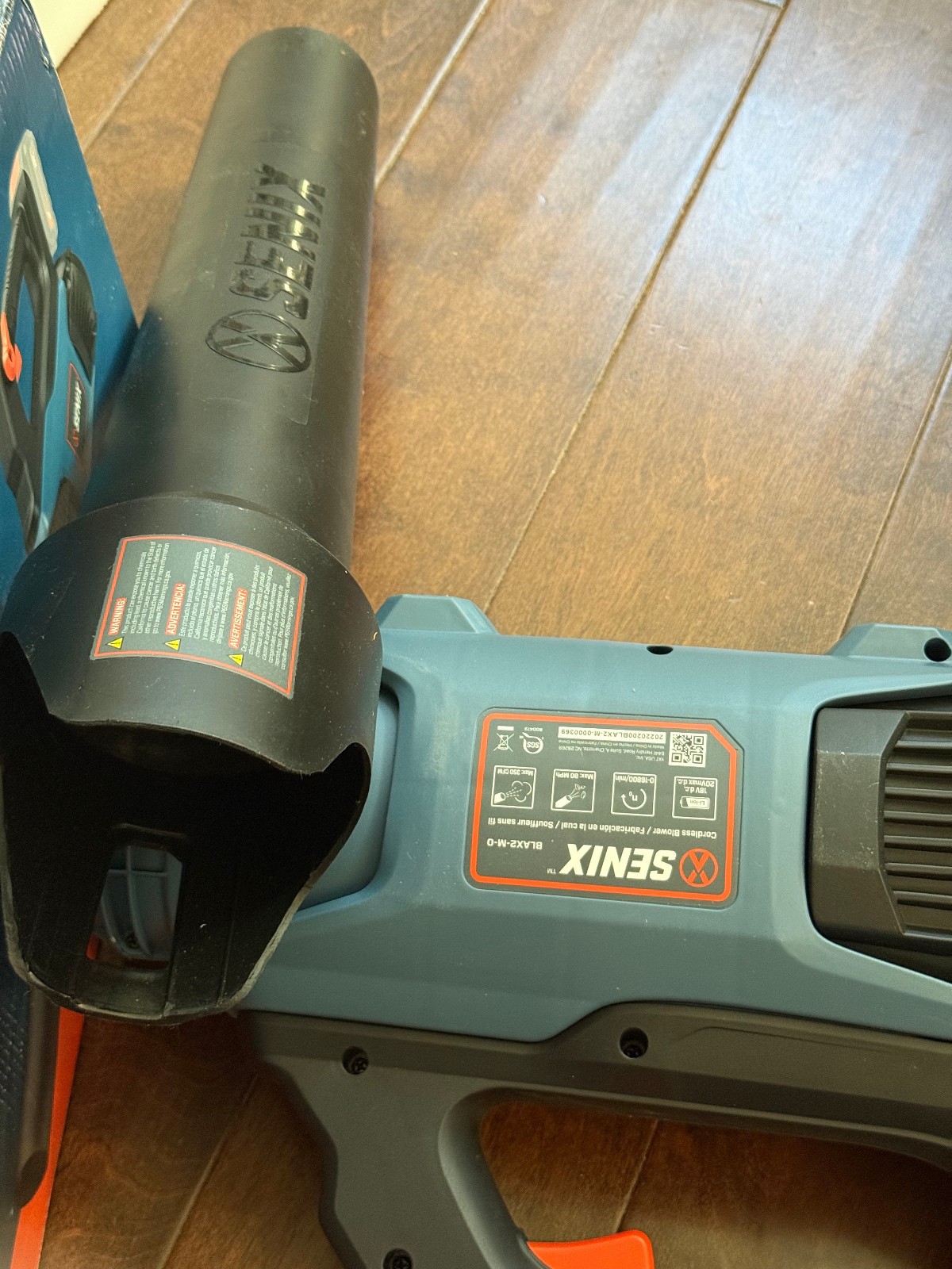 Senix Cordless Blower BLAX2-M-0 20V Battery Charger are not Included