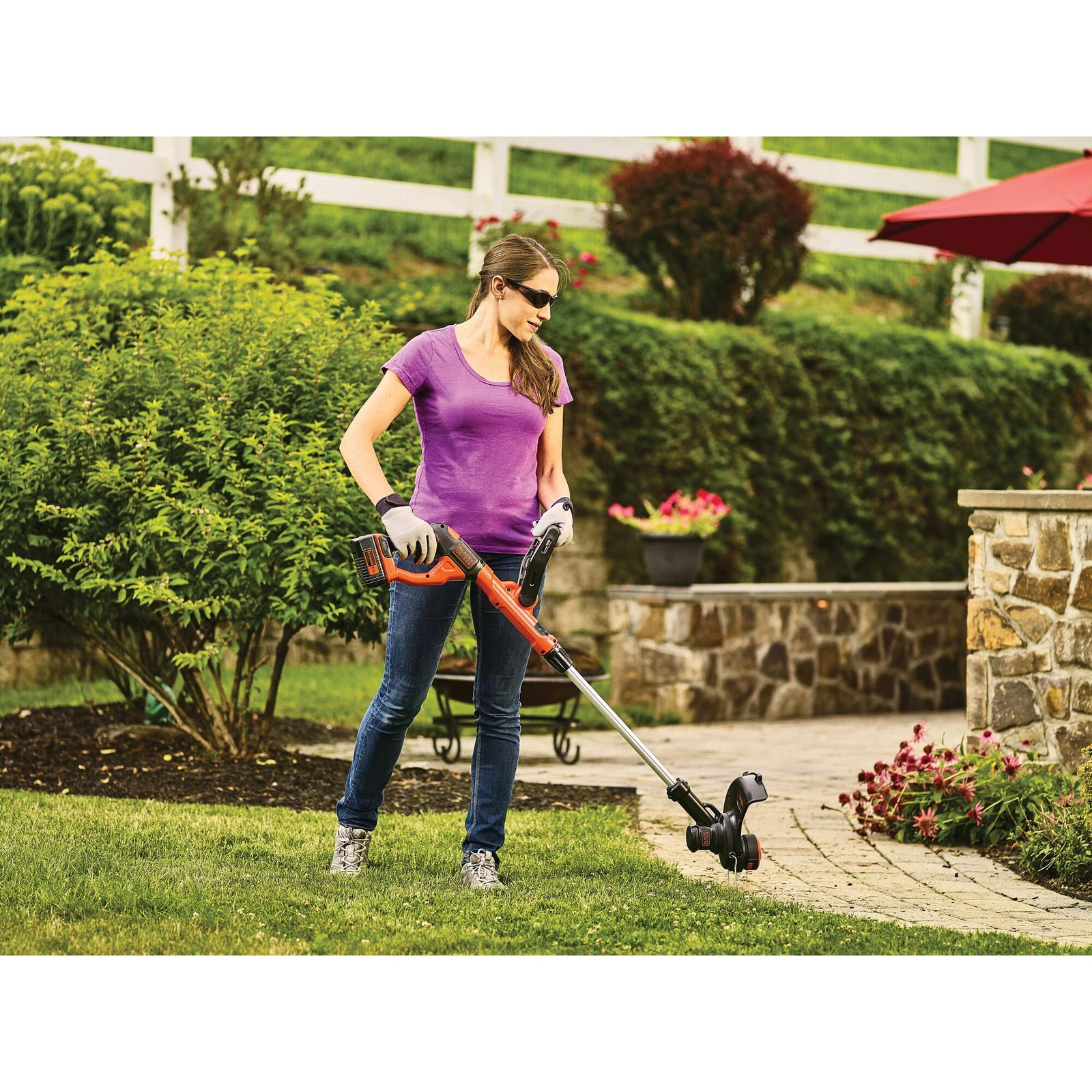 BLACK+DECKER 40V Max Lithium String Trimmer – LST140C