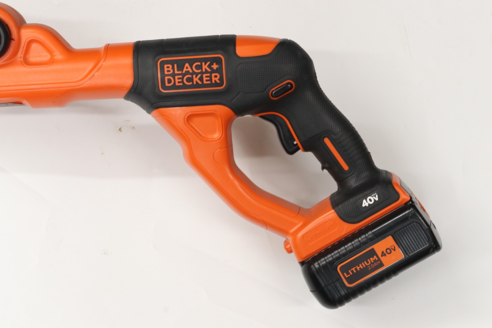 Black+Decker LST140 40V Max Lithium String Trimmer