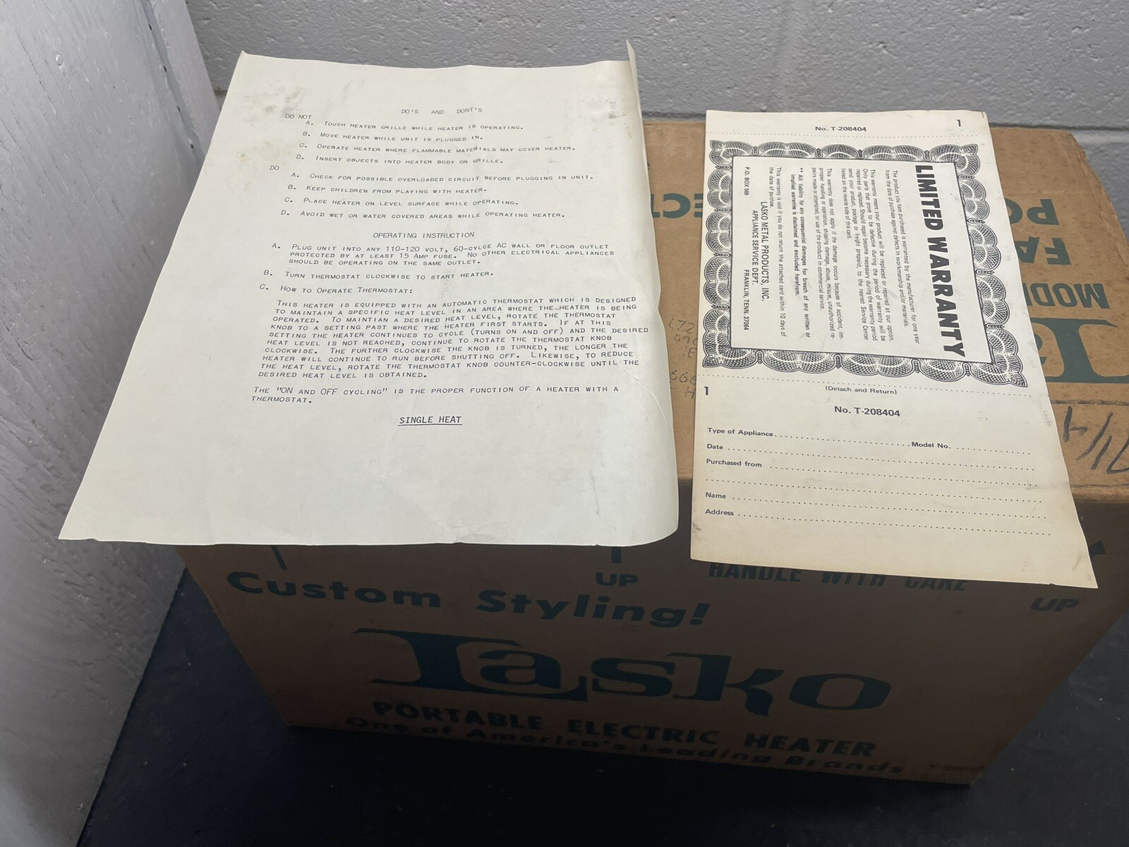 Vintage Lasko Portable Electric Heater 1350 Watt