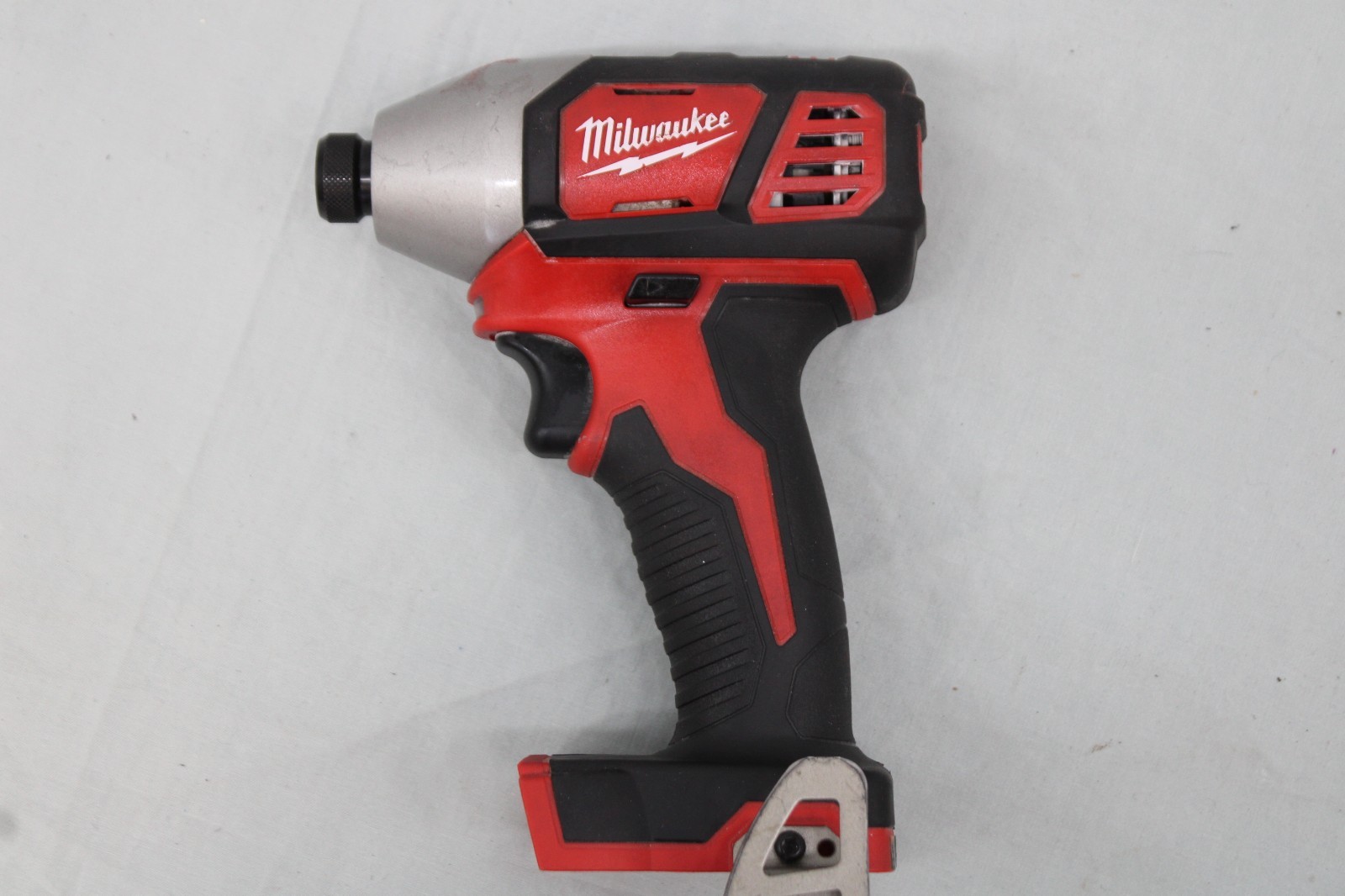 NICE! Milwaukee M18 Fuel 18V 1/4″ Impact Driver 2656-20 Bare Tool FREE SHIP!